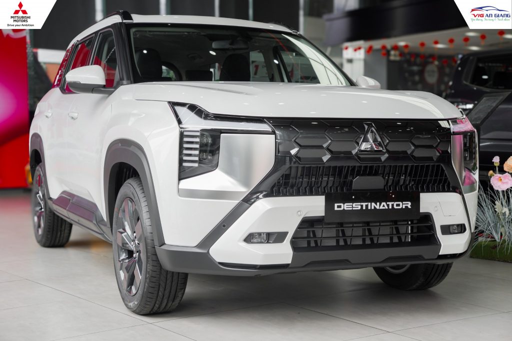 🚗 DESTINATOR PREMIUM – SUV 7 CHỖ CHO GIA ĐÌNH HIỆN ĐẠI 😎
